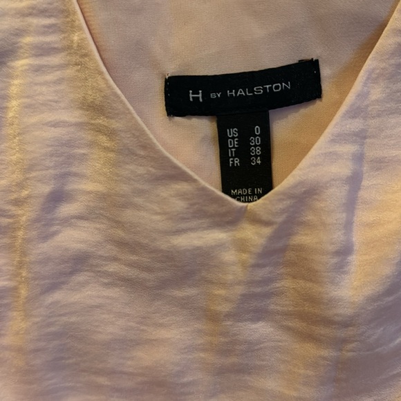 HALSTON CORAL PINK TOP - Picture 3 of 3